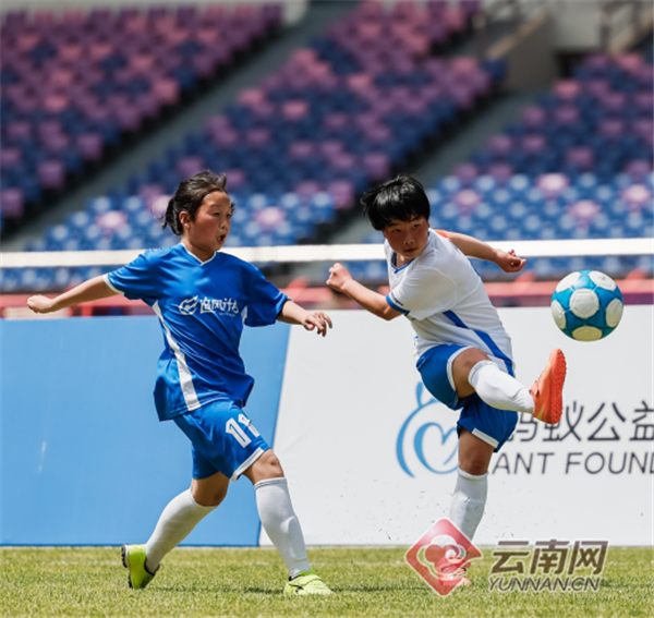  曼城女足夺得联赛冠军创历史  