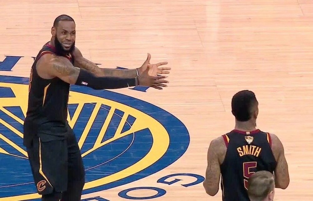  拉齐奥锋线双星联手轰入四球  