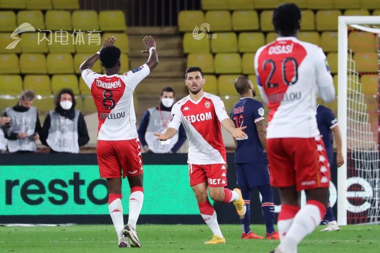  姆巴佩双响，巴黎三球完胜摩纳哥  