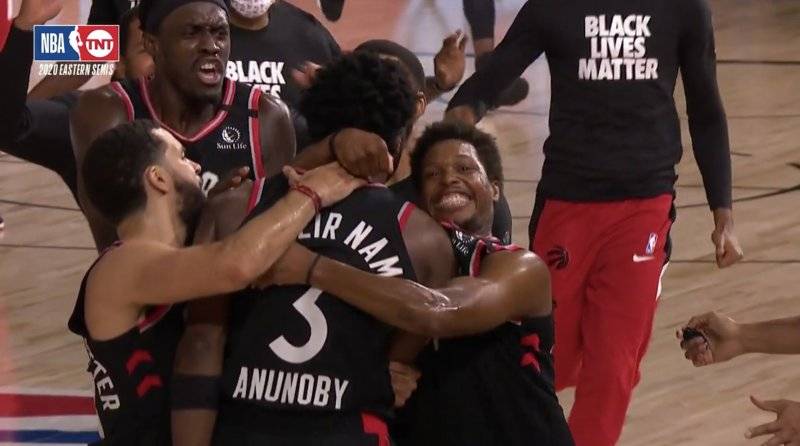  那不勒斯替补奇兵建功客场绝杀斯佩齐亚保留悬念